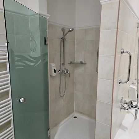 Room4u & Wellness Zalakaros