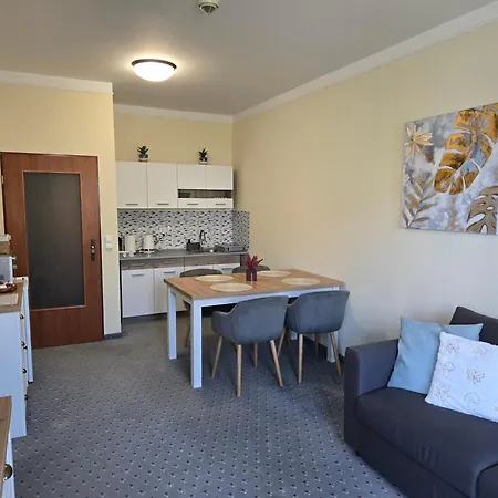 Room4u & Karos Wellness Lägenhet Zalakaros