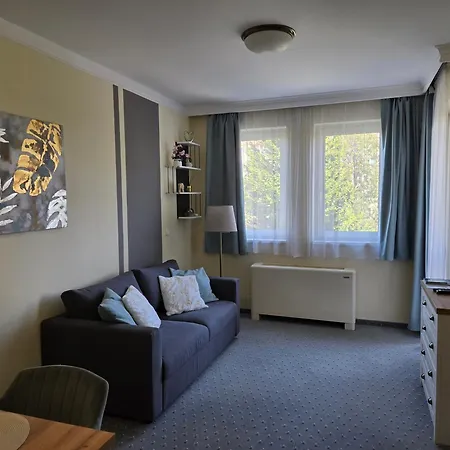 Appartement Room4u & Karos Wellness Zalakaros