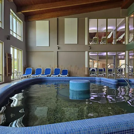 Lägenhet Room4u & Karos Wellness *