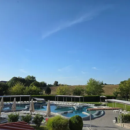 Room4u & Karos Wellness * Zalakaros
